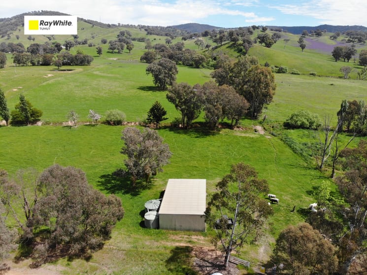 Click to view all images 29 Smarts Road Gocup NSW 2720 - Image 1