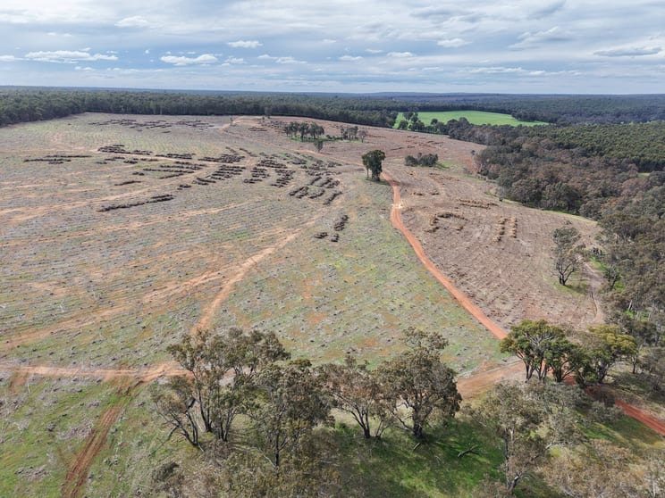 Click to view all images Part of Lo Butler Road Kingston WA 6256 - Image 2