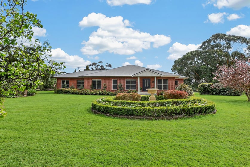 Click to view all images 762 Moyne Falls Road Hawkesdale VIC 3287 - Image 2