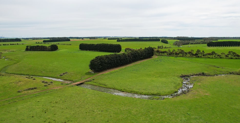 Click to view all images 762 Moyne Falls Road Hawkesdale VIC 3287 - Image 3
