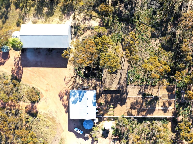 Click to view all images 1453 Fisher Road North Burngup WA 6353 - Image 3