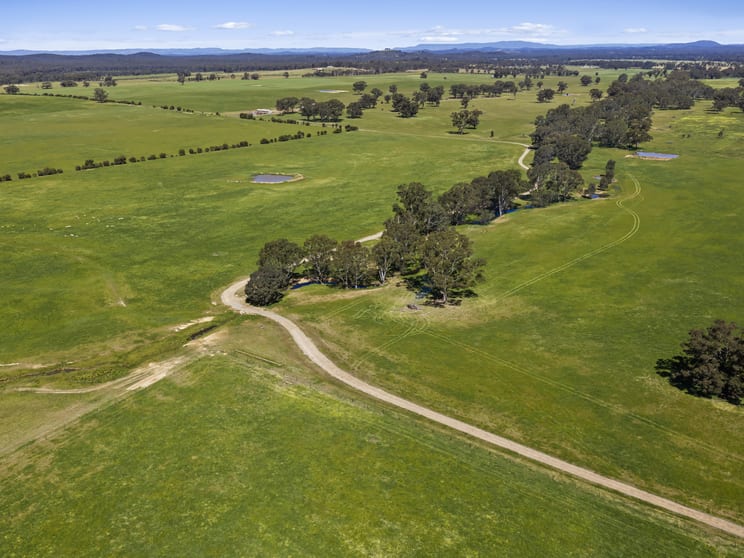 Click to view all images Tattersalls Lane Moormbool West VIC 3523 - Image 2