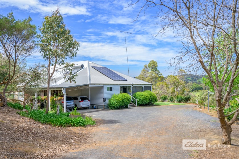 Click to view all images 118 Trevena Road Queenwood WA 6239 - Image 3