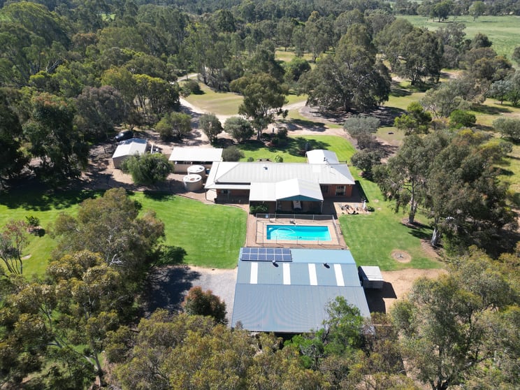 Click to view all images 87 Johnsons Lane Strathmerton VIC 3641 - Image 3