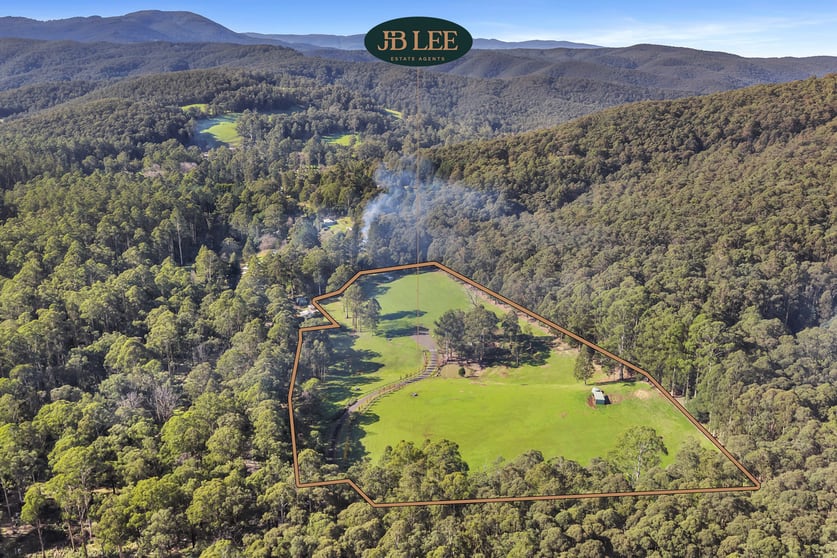 Click to view all images 280 Mt Baw Baw Tourist Road Noojee VIC 3833 - Image 3