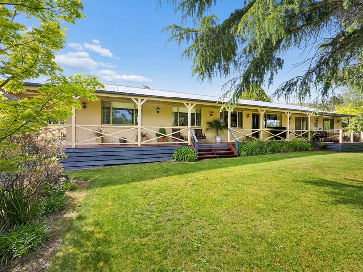 Click to view all images 1530 Maroondah Hwy Buxton VIC 3711 - Image 1