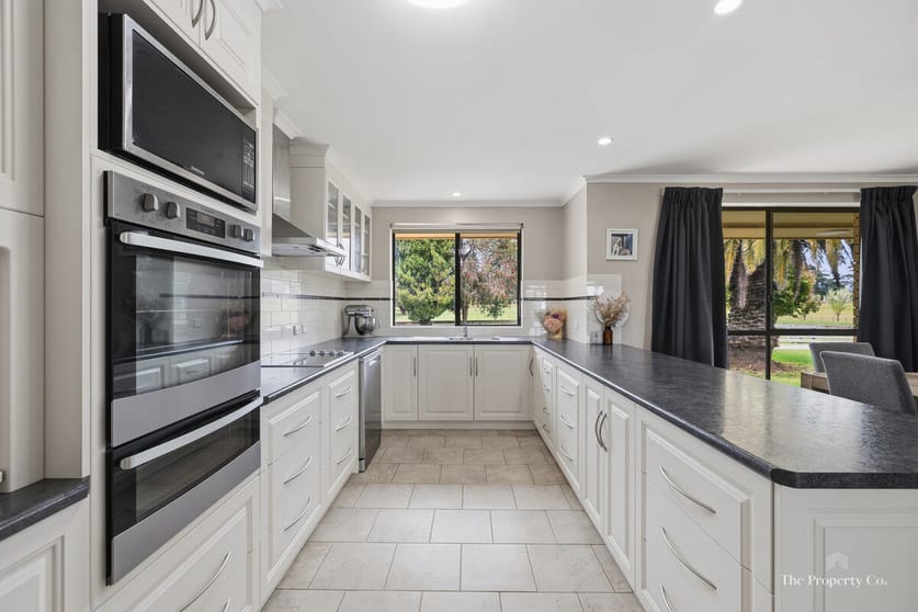 Click to view all images 29600 Princes Highway Glenburnie SA 5291 - Image 2
