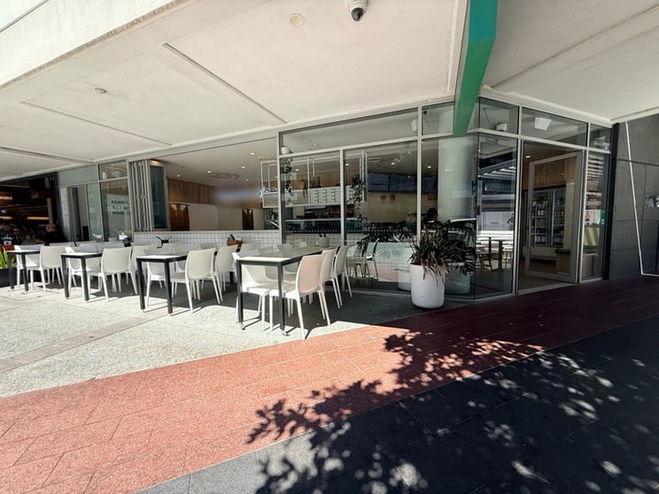 Click to view all images Shop E1-07 The Oracle/4 Charles Ave Broadbeach QLD 4218 - Image 2