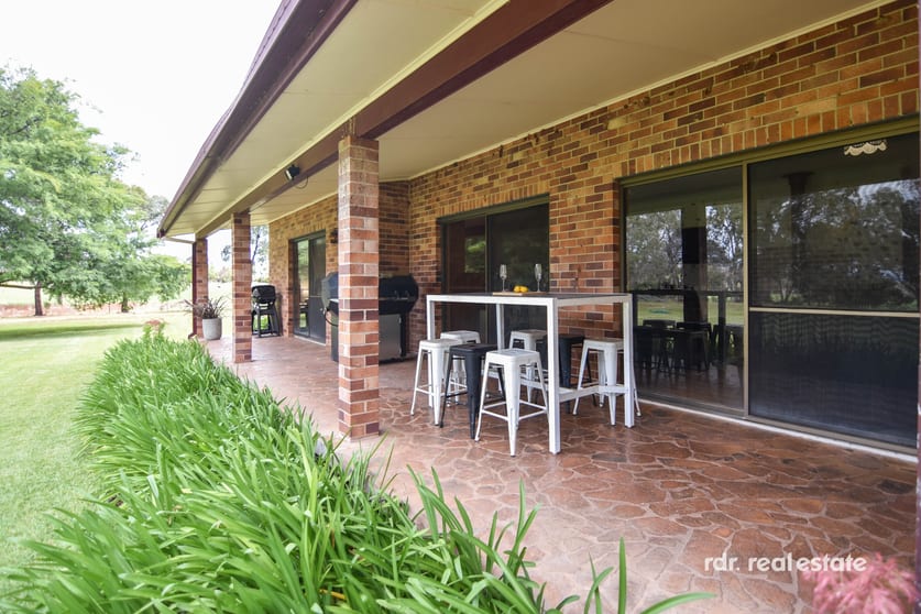 Click to view all images 42 McNeils Road Inverell NSW 2360 - Image 3
