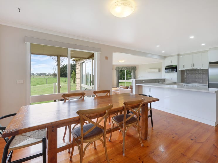 Click to view all images 112 Soundrys Road Elingamite VIC 3266 - Image 3