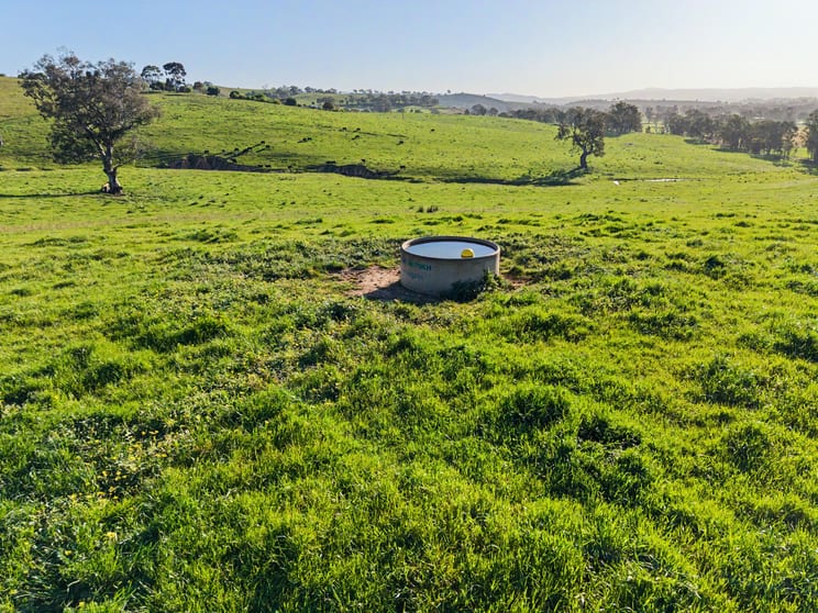 Click to view all images 686 Killingworth Road Killingworth VIC 3717 - Image 3