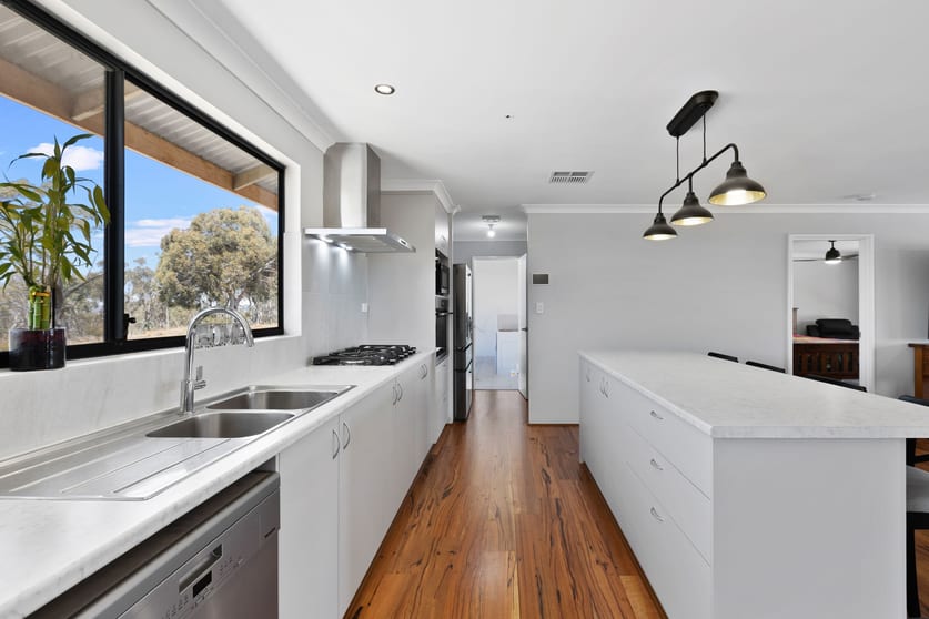 Click to view all images 388 Harders Chitty Road Toodyay WA 6566 - Image 3
