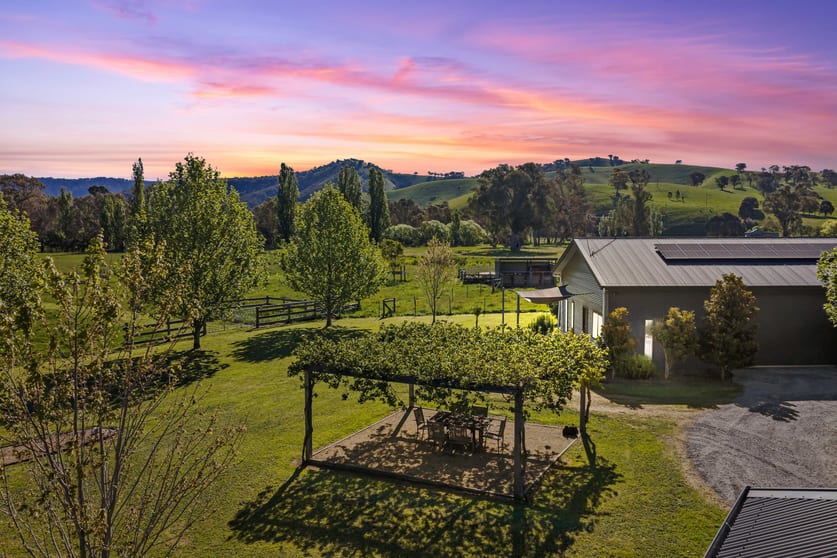 Click to view all images 378 Howes Creek Road Goughs Bay VIC 3723 - Image 3