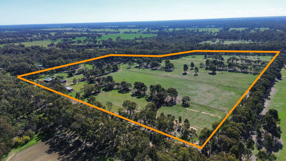 Click to view all images 322 Torgannah Rd Koonoomoo VIC 3644 - Image 2