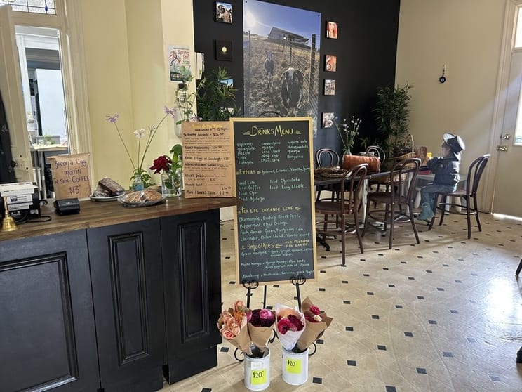 Click to view all images Cafe & Coffee Shop business for sale in Littlehampton - Image 2