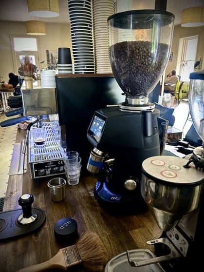 Click to view all images Cafe & Coffee Shop business for sale in Littlehampton - Image 3