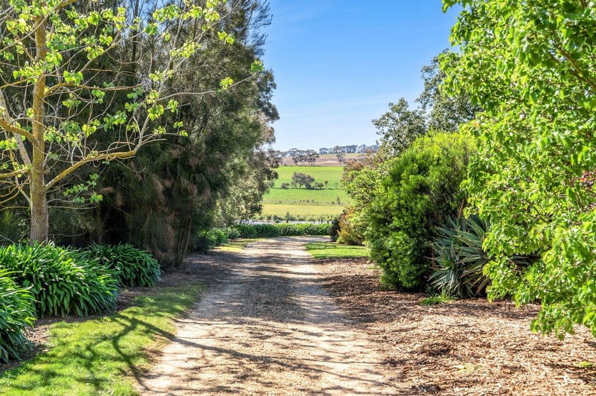 Click to view all images 125 McCormacks Road Gnarwarre VIC 3221 - Image 3