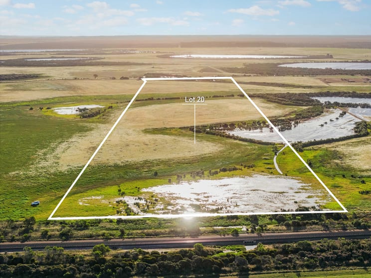 Click to view all images Lot 20, 35337 Coolgardie-Esperance Highway Myrup WA 6450 - Image 2