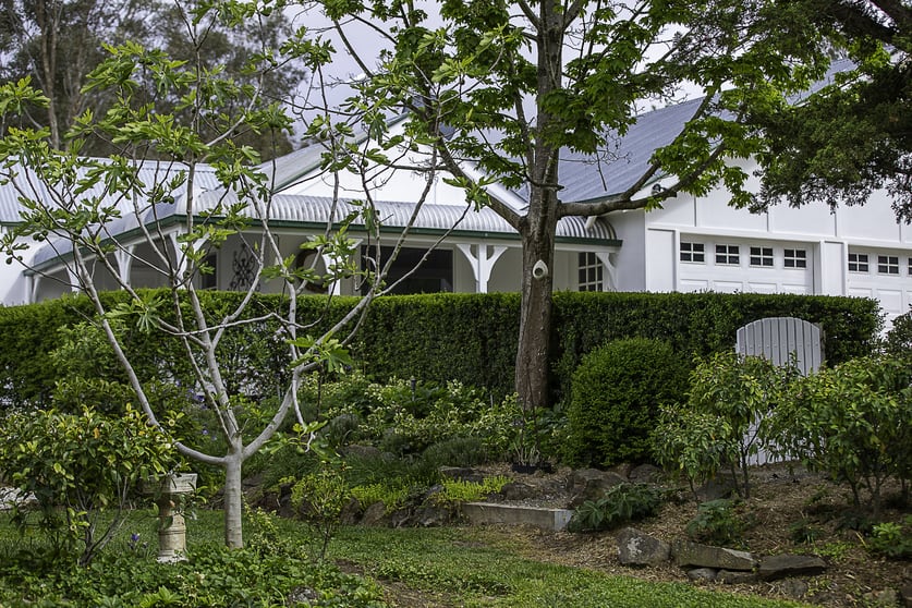 Click to view all images "Araluen" 11623 New England Highway Armidale NSW 2350 - Image 2