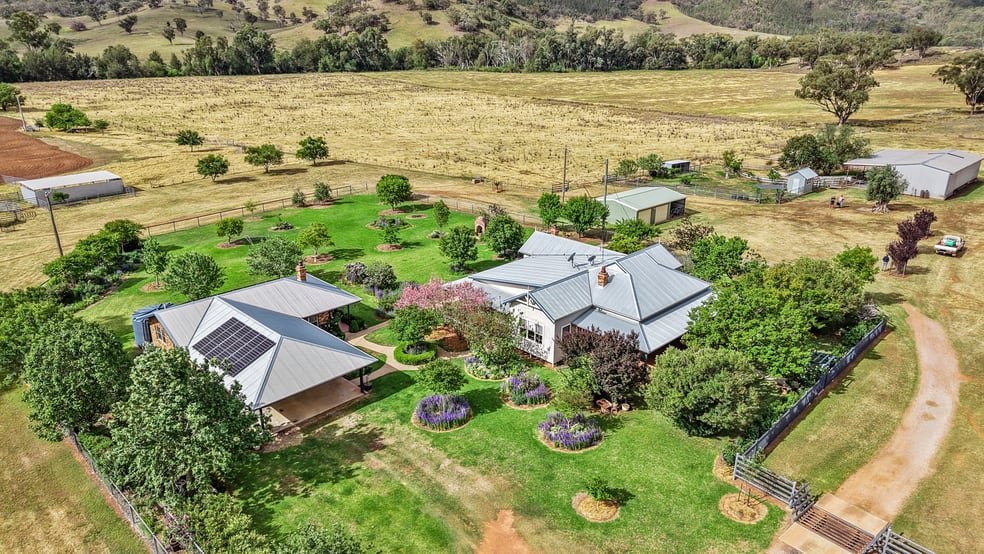 Click to view all images Tara, 1425 Halls Creek Road Manilla NSW 2346 - Image 2