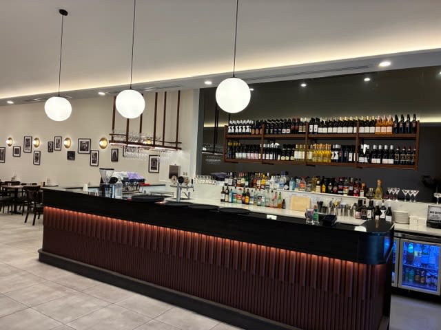 Click to view all images Restaurant business for sale in Chermside - Image 3