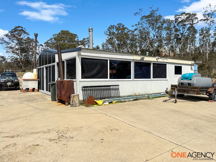 Click to view all images 137 Tuross Road Countegany NSW 2630 - Image 2