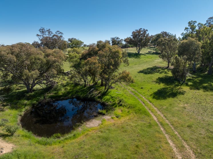 Click to view all images 'Weemala' 5736 Burrendong Way Stuart Town NSW 2820 - Image 2