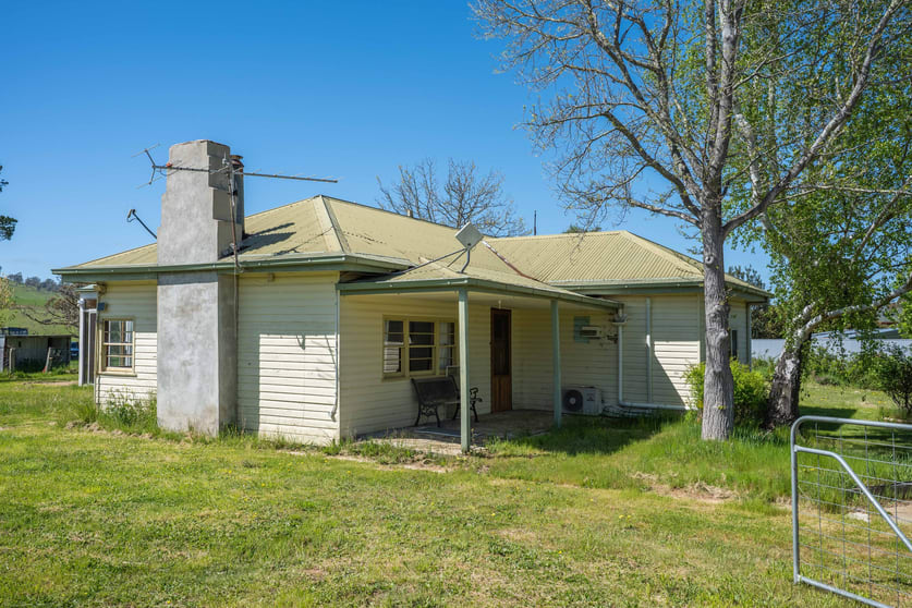 Click to view all images 93 Bilton Street Omeo VIC 3898 - Image 3