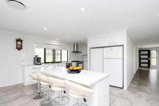 Click to view all images 123 Hopgood Lane Glen Niven QLD 4377 - Image 3