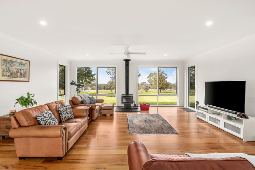 Click to view all images 489 Valencia Creek-Briagolong Road Briagolong VIC 3860 - Image 3