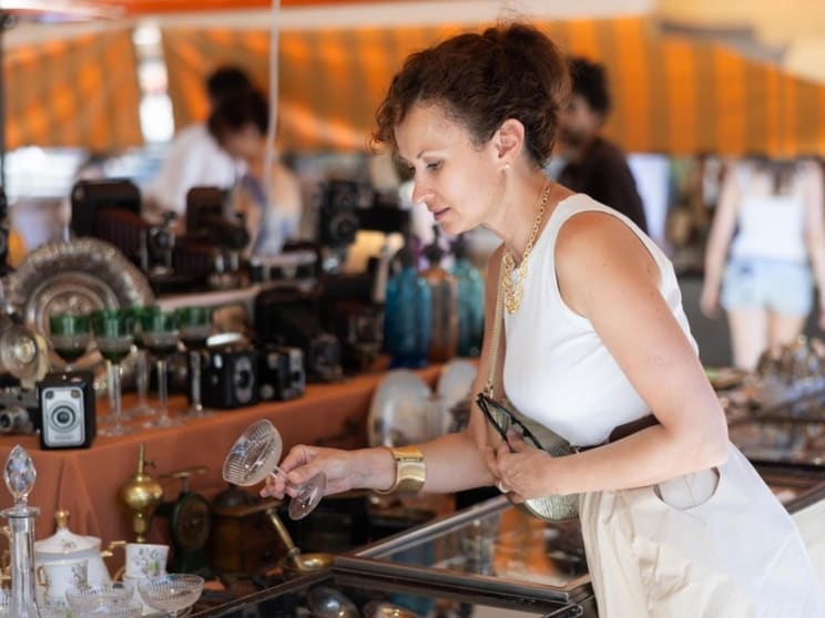 Click to view all images Clothing & Accessories business for sale in Moorooduc - Image 3