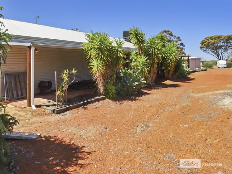 Click to view all images 932 Brookton-Kweda Road Brookton WA 6306 - Image 3