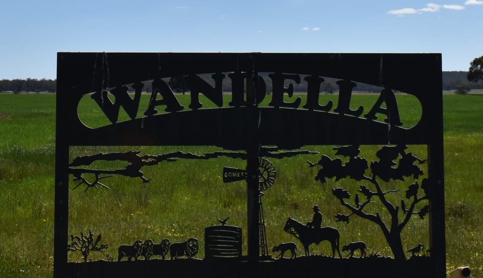 Click to view all images 3896 Albert Road Condobolin NSW 2877 - Image 2
