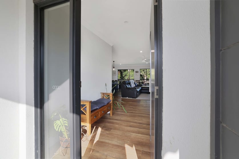 Click to view all images 52 Hall Road Buffalo VIC 3958 - Image 3