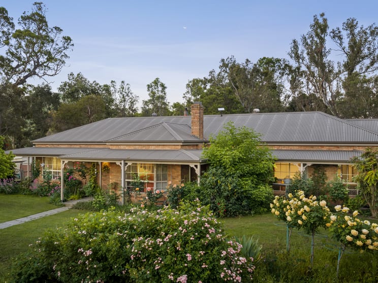 Click to view all images 342 Sheans Creek Road Sheans Creek VIC 3666 - Image 3