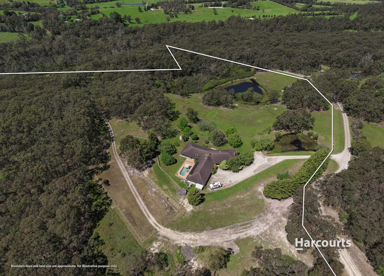 Click to view all images 56 Suellen Lane Nar Nar Goon North VIC 3812 - Image 2