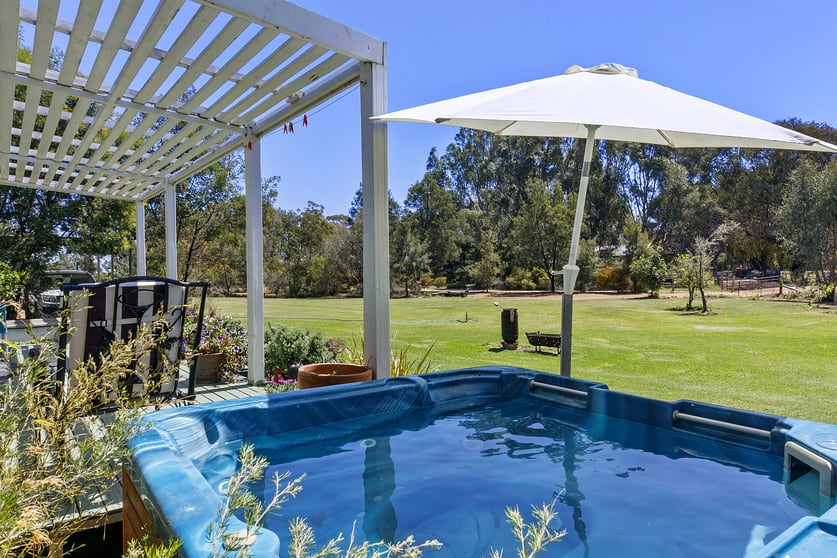 Click to view all images 46 Mywee Road Strathmerton VIC 3641 - Image 3