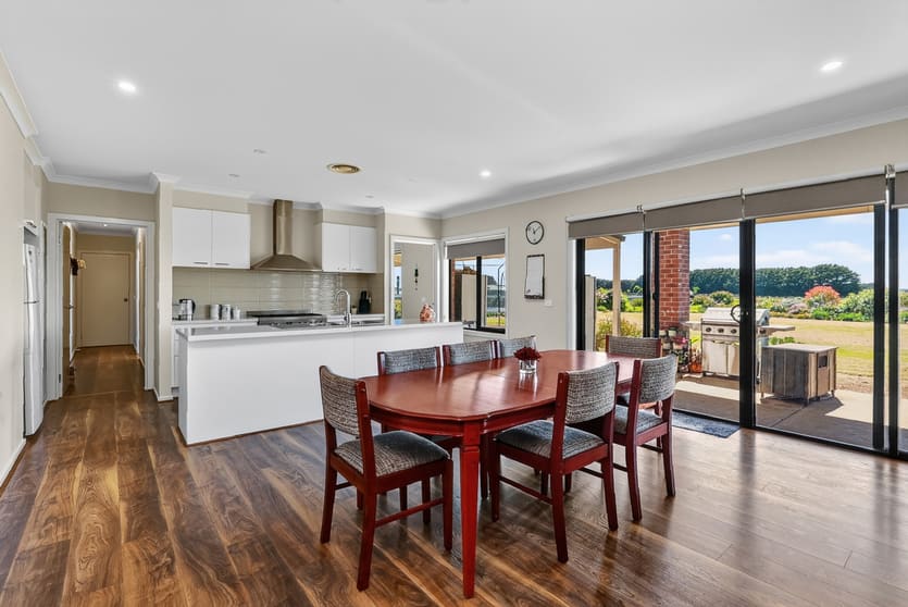 Click to view all images 98 Grassmere-Hexham Road Grassmere VIC 3281 - Image 3