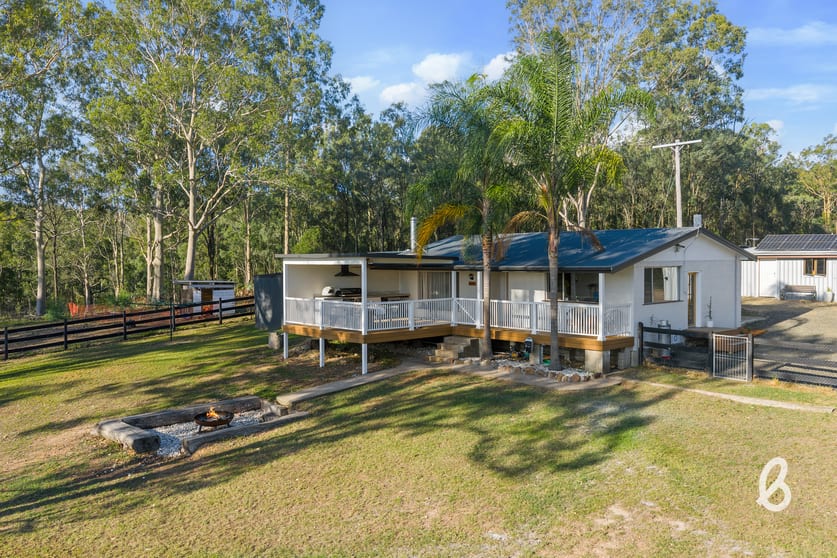 Click to view all images 241 Pioneer Road Singleton NSW 2330 - Image 1