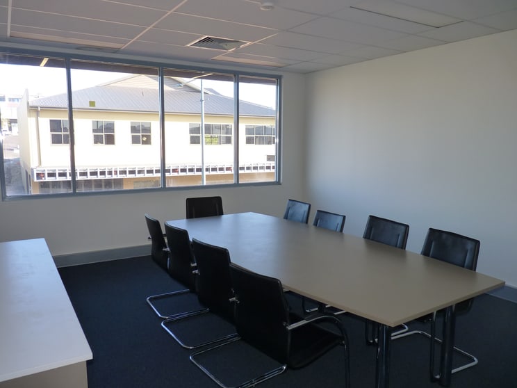 Click to view all images 18/2 Memorial Drive Shellharbour NSW 2529 - Image 2