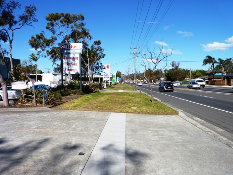 Click to view all images 1/65 Princes Highway Albion Park Rail NSW 2527 - Image 2