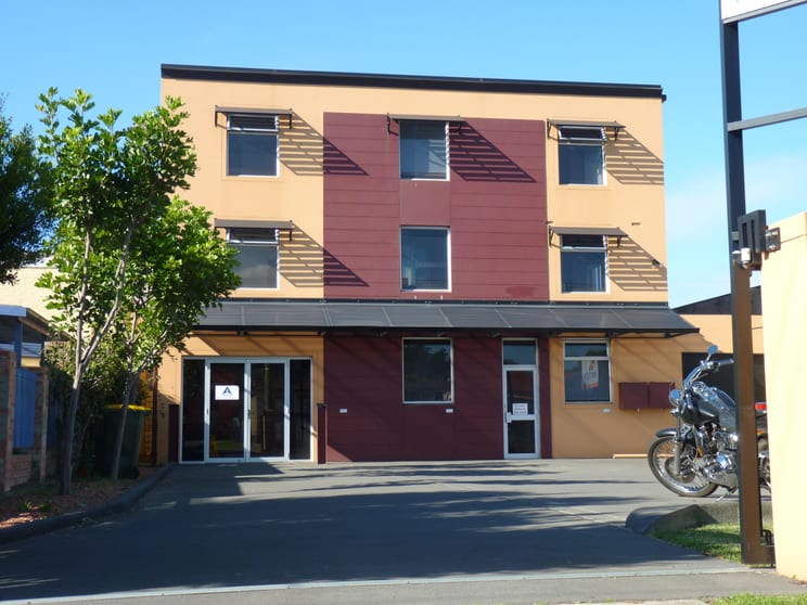 Click to view all images 99 Kenny Street Wollongong NSW 2500 - Image 1