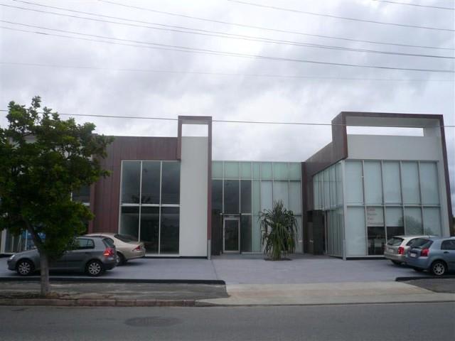 Click to view all images 9 Longland Street Newstead QLD 4006 - Image 1