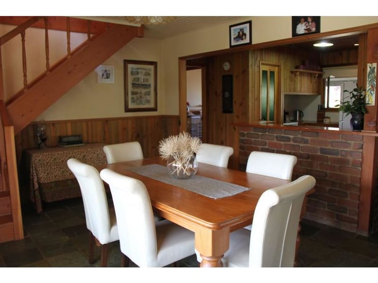 5 Zig Zag Road Beechworth VIC 3747 - Image 3