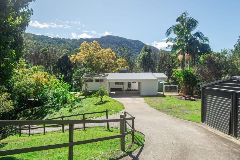 Rural & Farming Property For Sale in 1451 Currumbin Creek Road ...