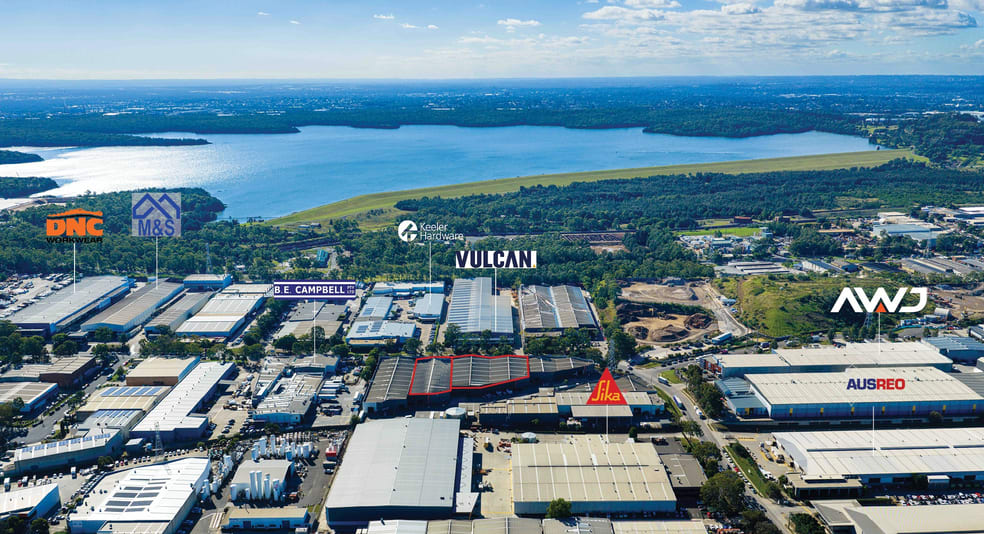 Factory, Warehouse & Industrial commercial property for lease at 132-136 Newton Road Wetherill Park NSW 2164