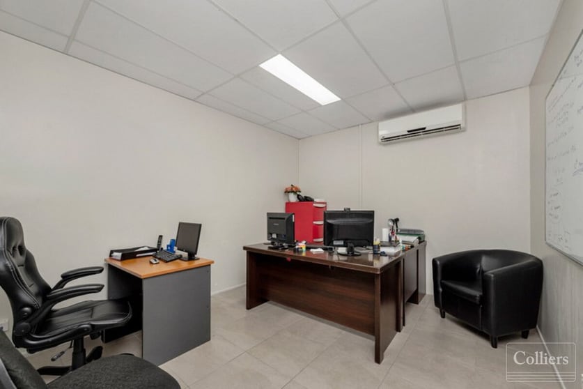 Shop & Retail commercial property for lease at 581 Ross River Road Kirwan QLD 4817 Shop & Retail commercial property for lease at 581 Ross River Road Kirwan QLD 4817