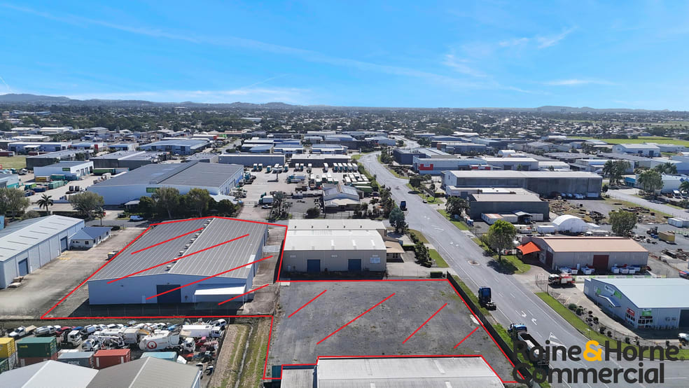 Factory, Warehouse & Industrial commercial property for lease at 42-44 John Vella Drive Paget QLD 4740