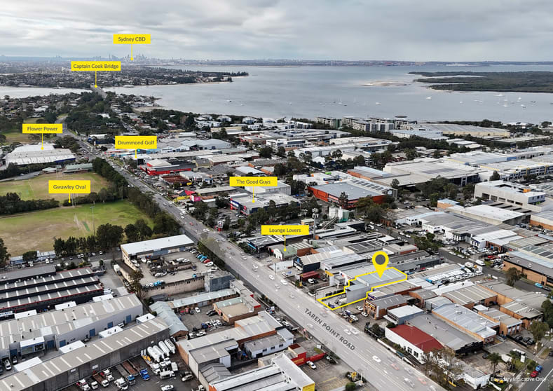 Showrooms / Bulky Goods commercial property for lease at 180 Taren Point Road Taren Point NSW 2229 Showrooms / Bulky Goods commercial property for lease at 180 Taren Point Road Taren Point NSW 2229