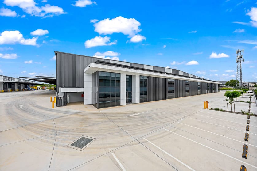 Factory, Warehouse & Industrial commercial property for lease at 1 & 2 & 4/469-485 Zillmere Road Zillmere QLD 4034